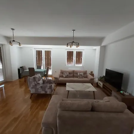 Apartment Maxim *